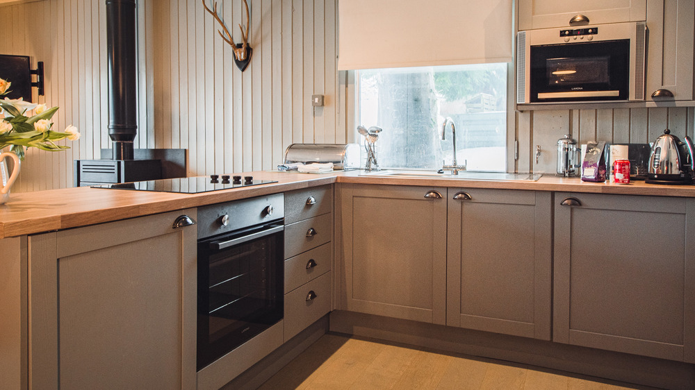 Cozy Cabin Kitchen